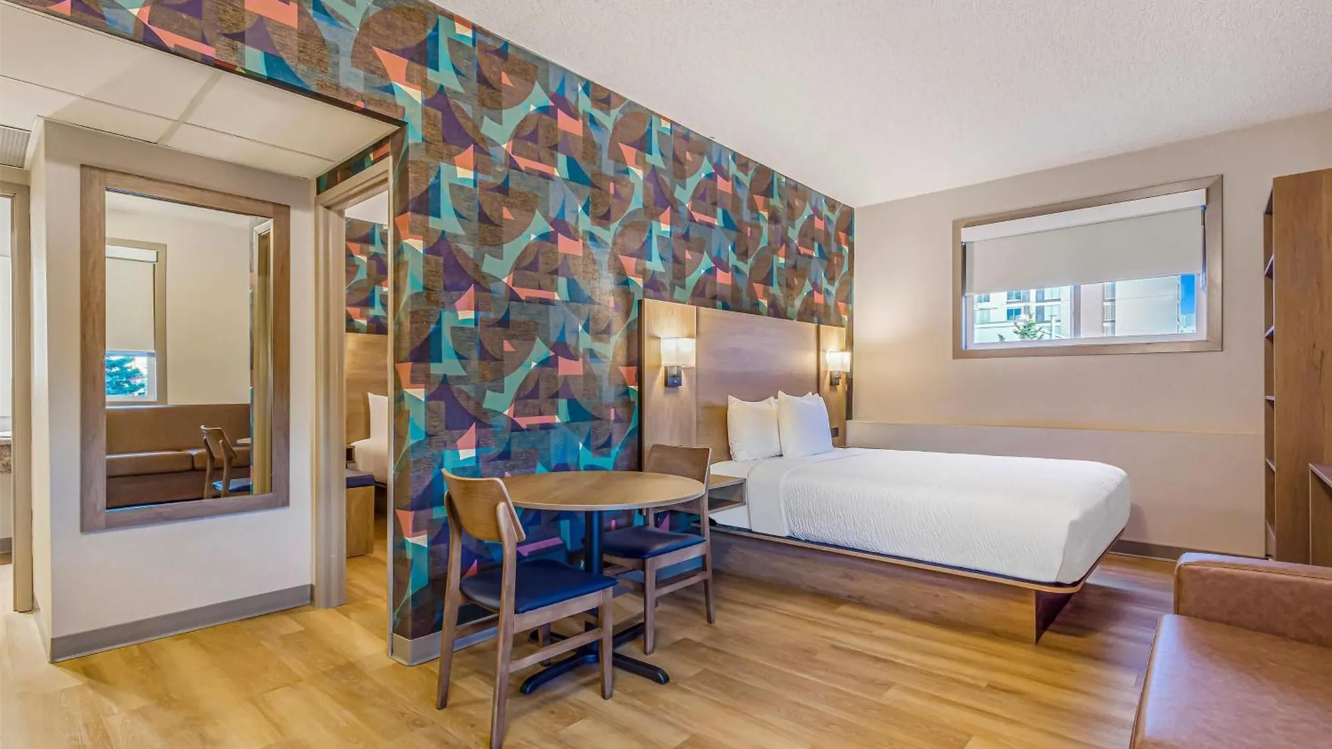 *** Hotel Days Inn & Suites By Wyndham West Edmonton Canada