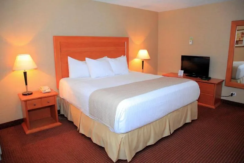 Days Inn & Suites By Wyndham West Edmonton 3*,
